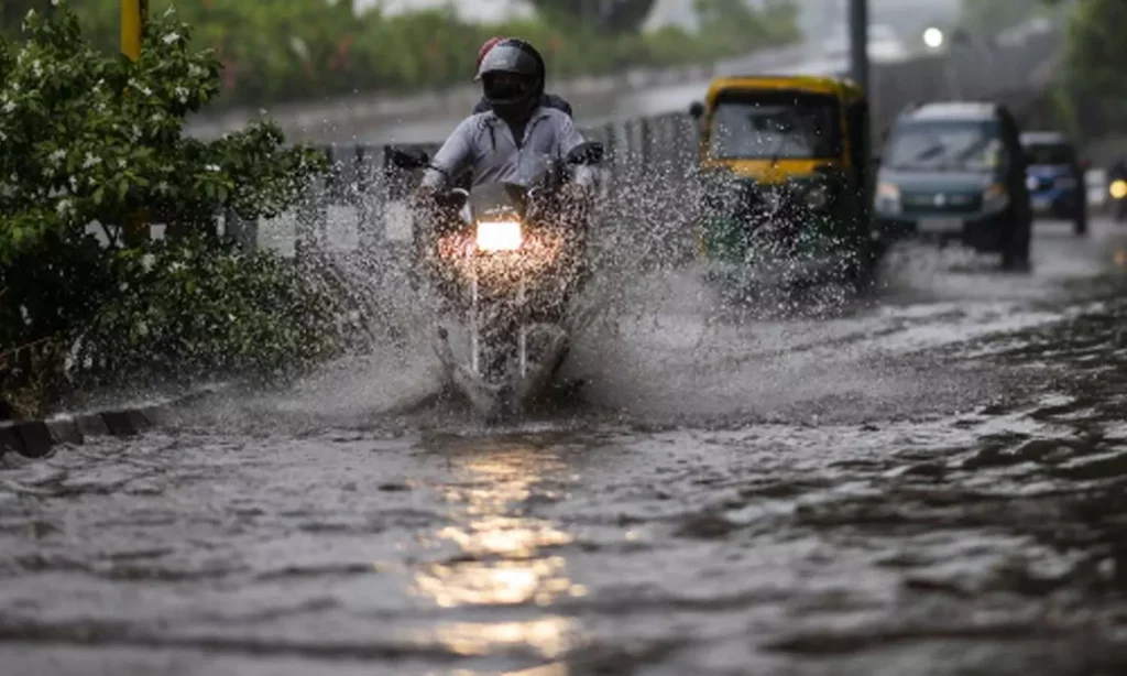 IMD 15-Day Monsoon Alert for Heavy Rain and Flood Risk in India 2025